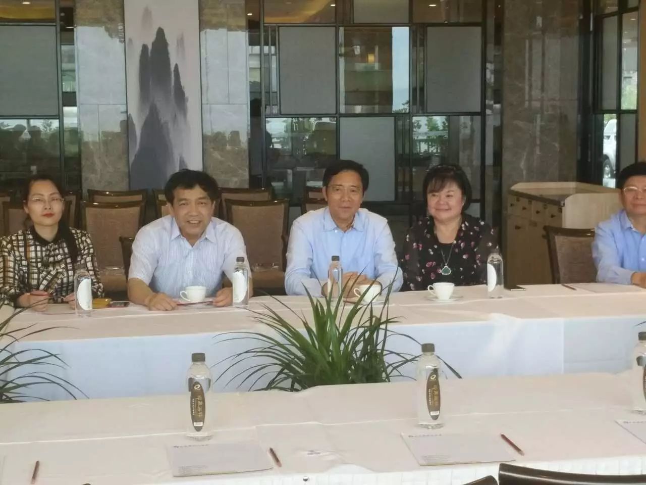 ��Ȧ- (�й���)��ȦΪ�Ķ���